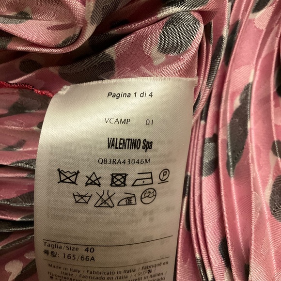 VALENTINO Long Pleated Silk Skirt - Picture 3 of 7